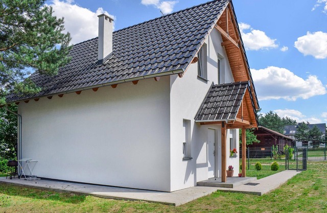 2 bedroom gorgeous home in Niesulice
