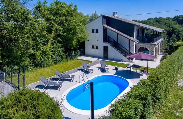 2 bedroom lovely home in Vinica Breg