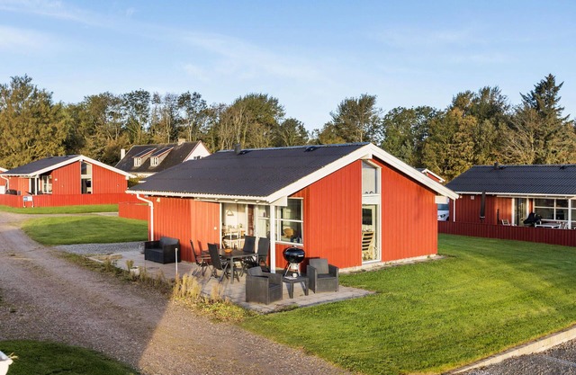 2 bedroom nice home in Sydals