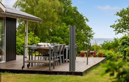 2 Bedroom Pet Friendly Home In Knebel