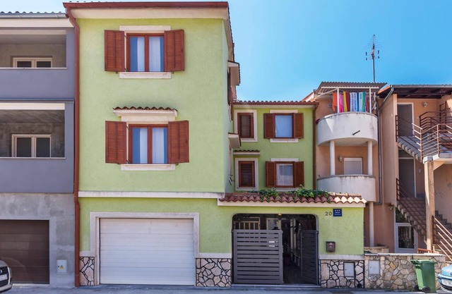 2 bedroom stunning apartment in Pula