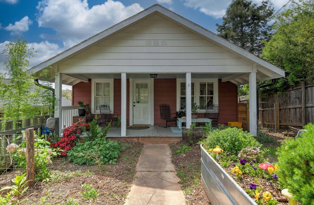 2-bedroom vacation home 10 minutes to Downtown Asheville