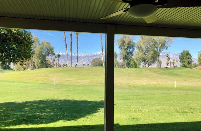 2-bedroom Villa - Super Host - Mission Hills CC on Dinah Shore Golf Course