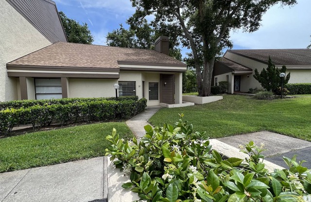 2 Bedroom Villa with Hot Tub and Heated Pool
