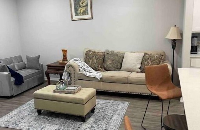 2 BR/2 Bath Condo; Sleeps 5