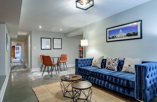 2-BR Petworth Pad/Walk to METRO Subway