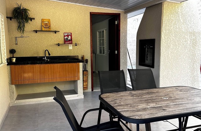 2 bedroom house in Foz do Iguaçu, backyard and barbecue area, pet friendly