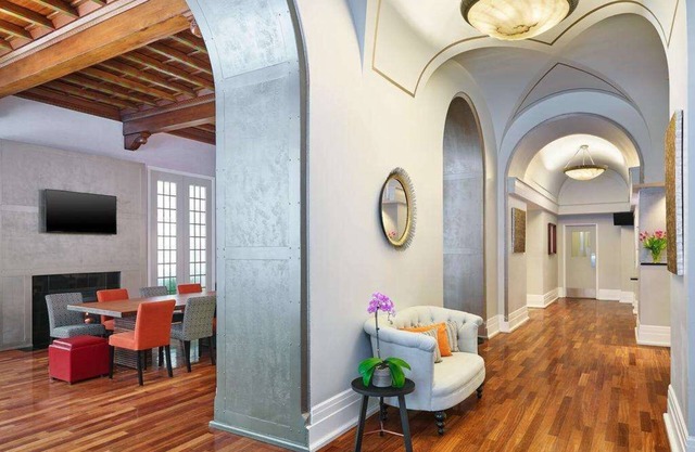 2 Connecting Suites at a 4.5⭐️ Hotel