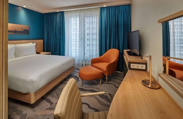 2 Courtyard View Rooms with Complimentary Daily Hot Breakfast!