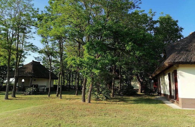 2 houses in the heart of nature with private pool