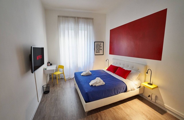2 minutes from rail station, bright flat in the centre on the town! CorsoItalia