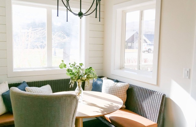 2 Rejuvenating Oasis w/Resort Amenities, w/Outdoor Access - Your Perfect Getaway
