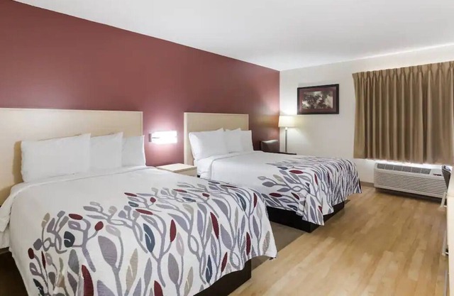 2 Spaces & Pet-friendly w/ Free Parking! Near London Wellness Park!