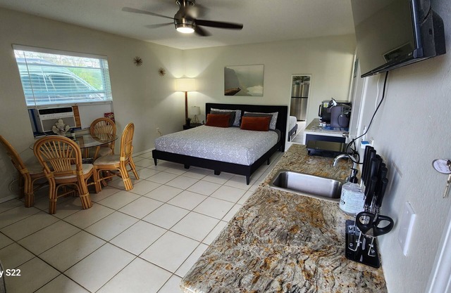 #2 Studio near mineral springs.