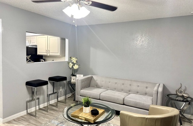 20% Off Townhome 2BD/1.5BA HWY161/183 DFW Air I841