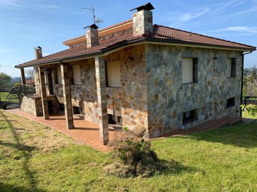 210A Casa Linares Amplia casa en Villaviciosa