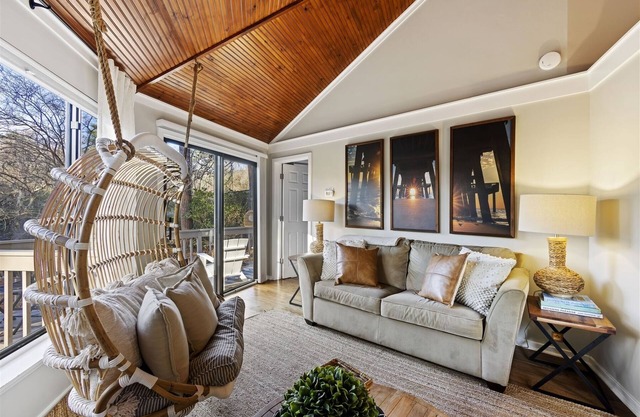 25 Night Heron - Private community within walking distance to the beach