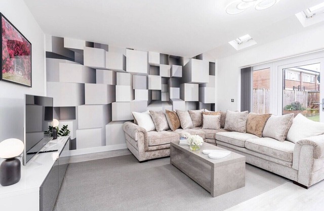 25% Off for Long Stays @ Spacious & Modern Home