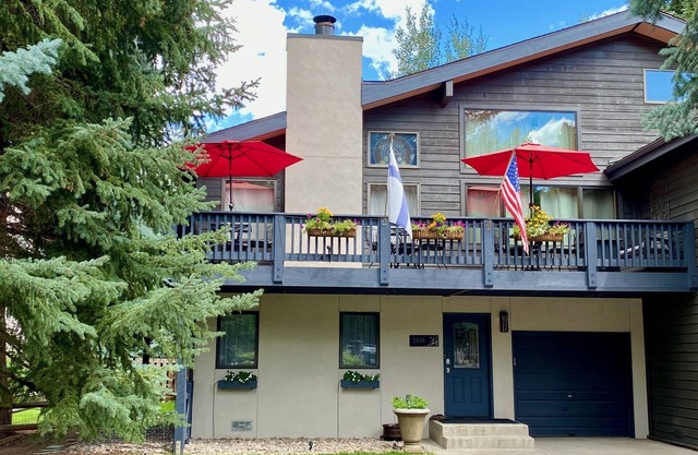 250+ 5★ Reviews! Between Vail & Beaver Creek Hot Tub/Fire Pit/Ski/Hike/Golf