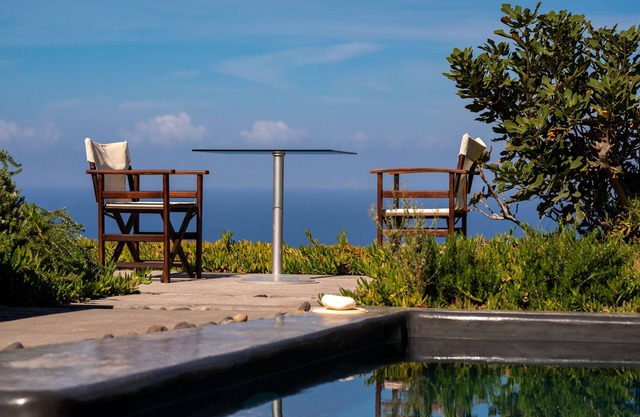 270 Oia's View Cavehouse V with private swimming pool