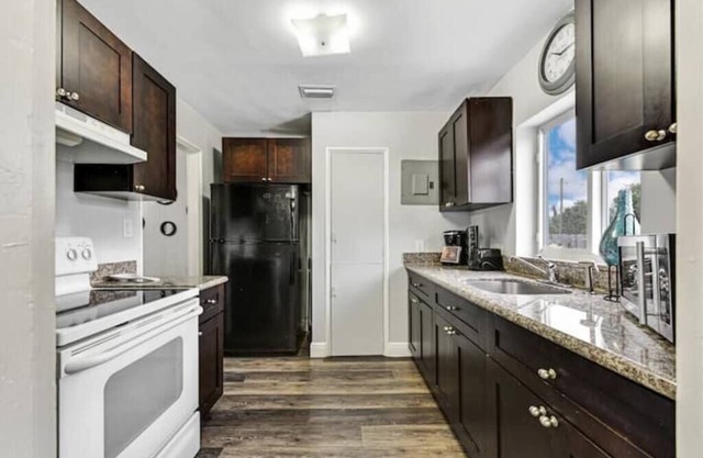 2908 Hollywood in Hollywood