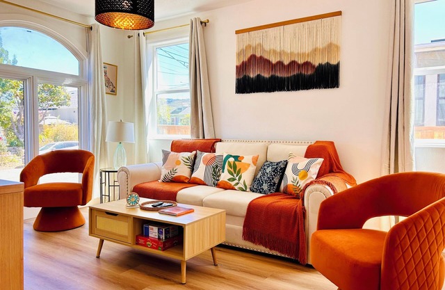 2BD/2BA Luxurious Retreat near UC Berkeley with Fire Pit & Outdoor Dining