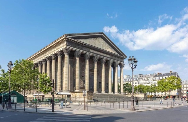 2br 2 bath in 1st district