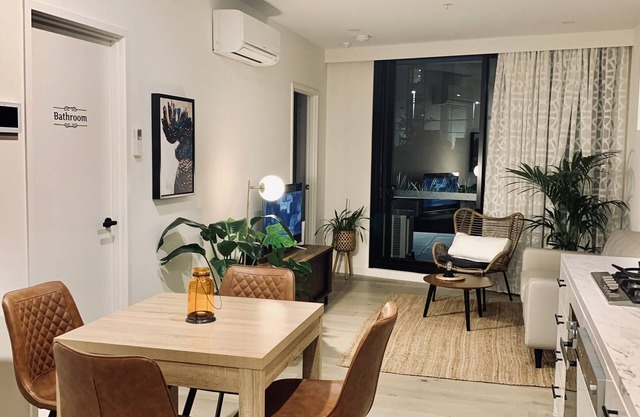 2BR/2BR Self Service Apartment