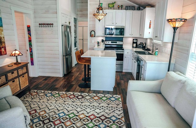 2BR Tiny Home w/Pool + Gym | Free Attraction Tix