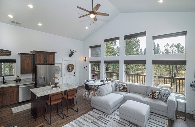 3-bed, 3-bath house in peaceful New Meadows with WiFi, AC