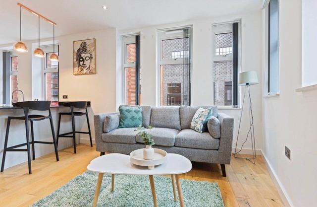 3 Bed Room Central Apt in Jewellery Quarter