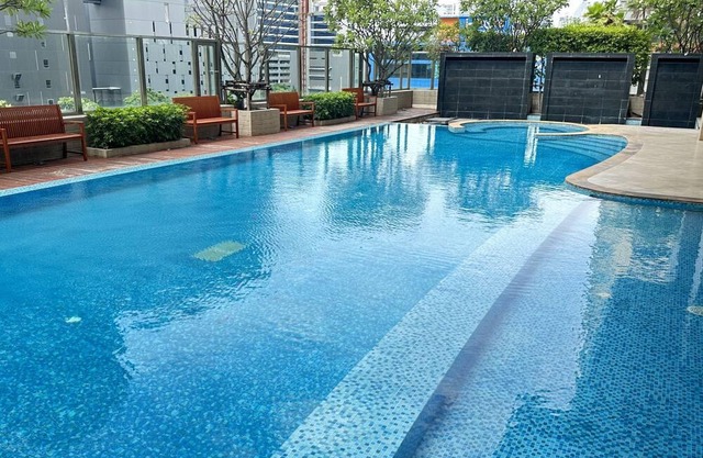 3 Bedroom Duplex Loft With 30 Foot Ceilings In Central Bangkok Near Emporium