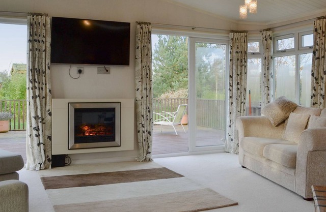 3 bedroom accommodation in Newton-on-Derwent