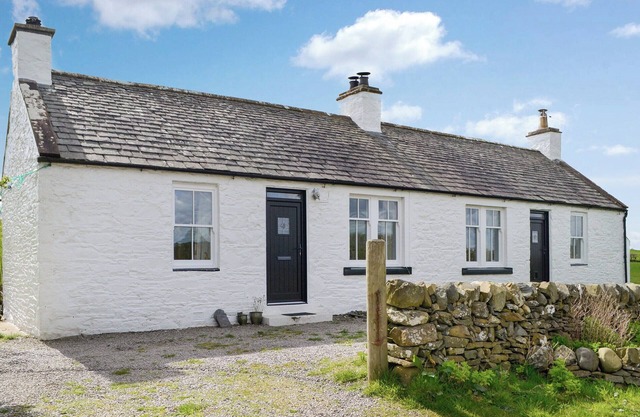 3 bedroom accommodation in Castle Douglas