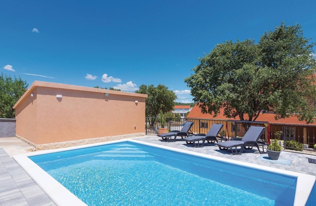 3 bedroom amazing home in Bilice