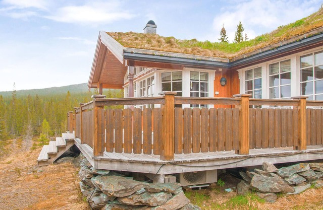 3 bedroom amazing home in Meråker