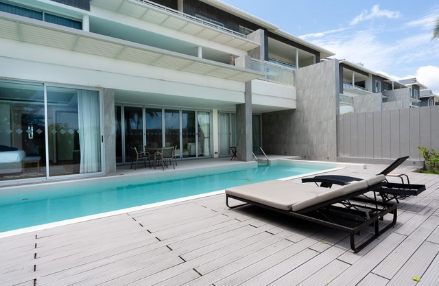 3 bedroom Angsana Beachfront apartment