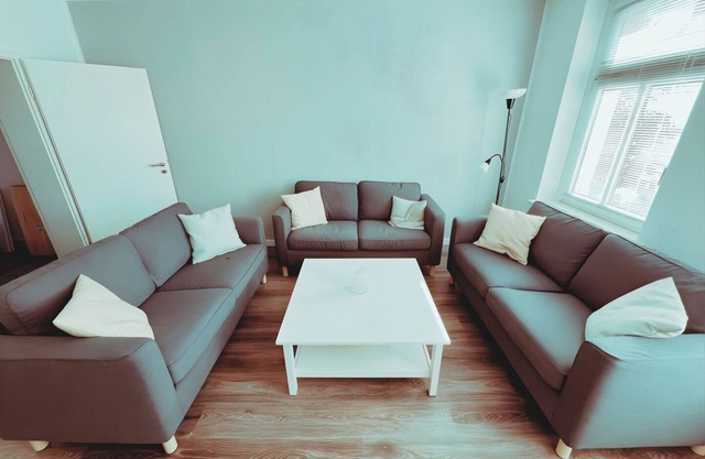 3-bedroom apartment close to the city