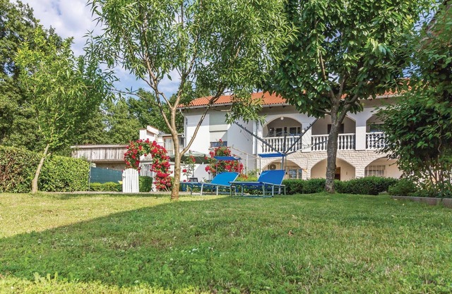 3 bedroom awesome apartment in Pavicini