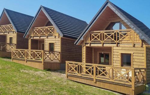 3 Bedroom Awesome Home In Barwald Dolny