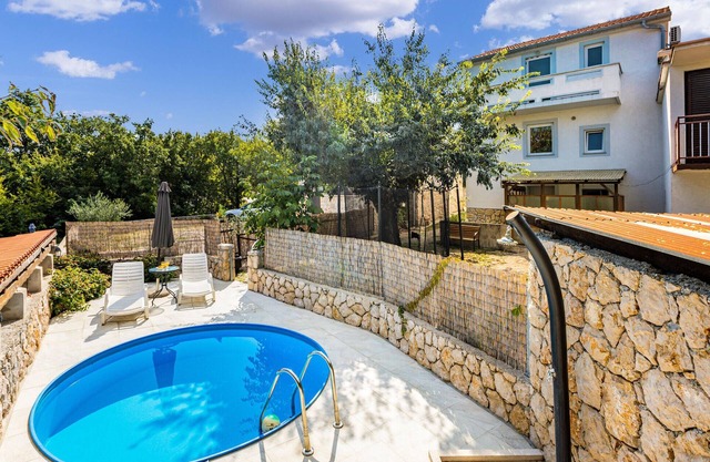 3 bedroom awesome home in Krk