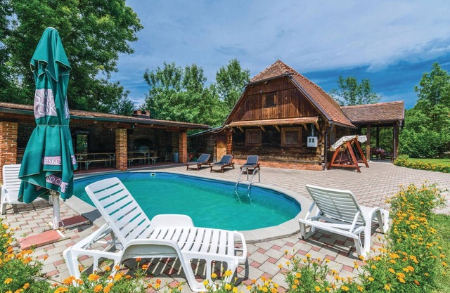 3 bedroom beautiful home in Lekenik