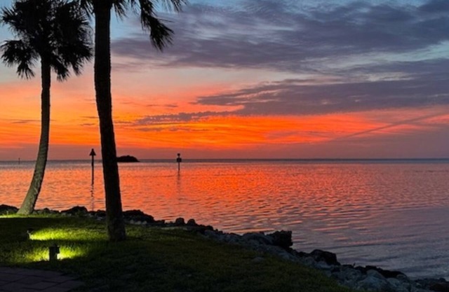 3-bedroom condo w/water views in phenomenal Burnt Store Marina in Punta Gordan
