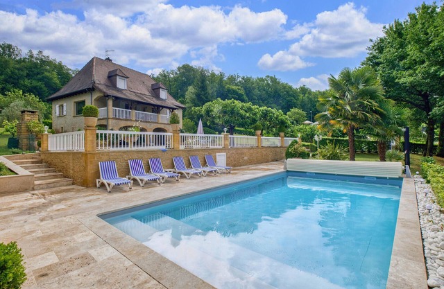 3 bedroom gorgeous home in Le Lardin