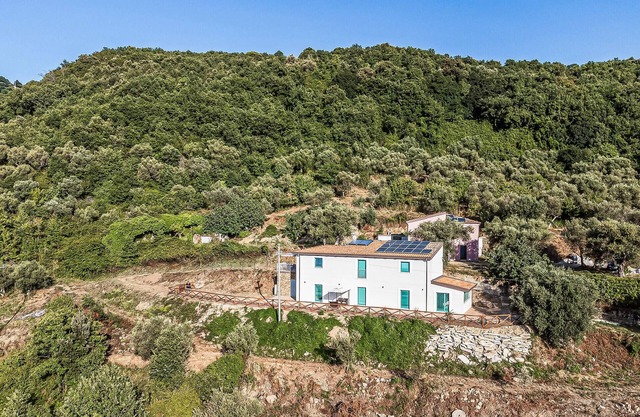 3 bedroom gorgeous home in Perdifumo