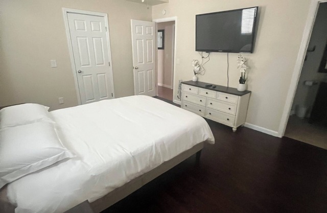 3-bedroom house in perfect Sacramento with AC