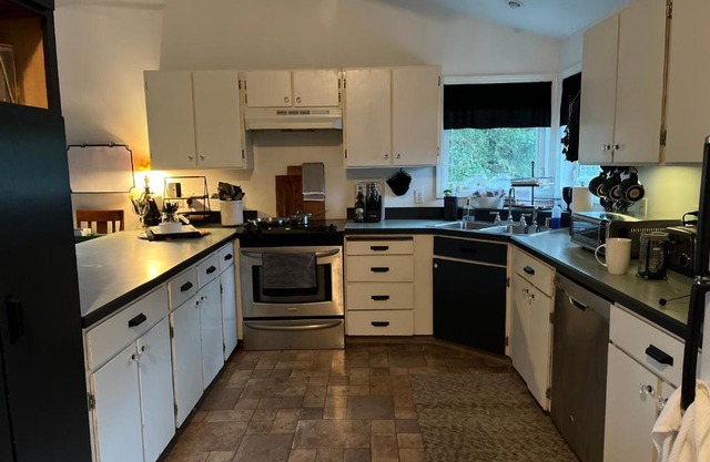 3 Bedroom House Kodiak Alaska