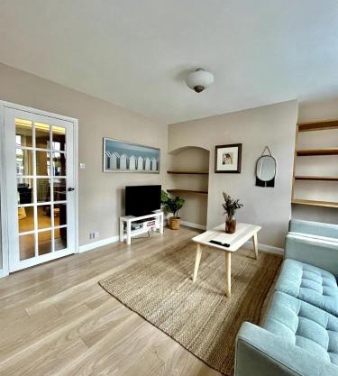 3 Bedroom House with Parking