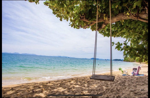 3-bedroom house with sea view