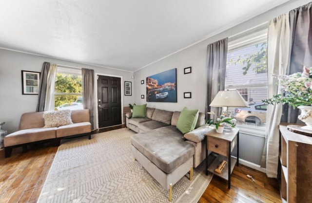 3 bedroom in Euclid, close to cleveland
